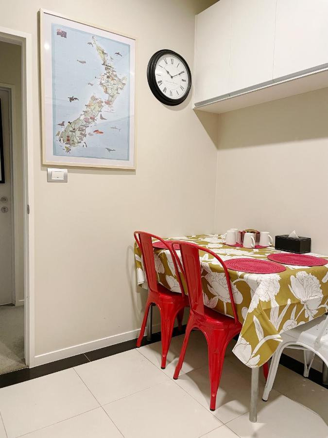 Cozy Home In Pinehill Auckland Buitenkant foto