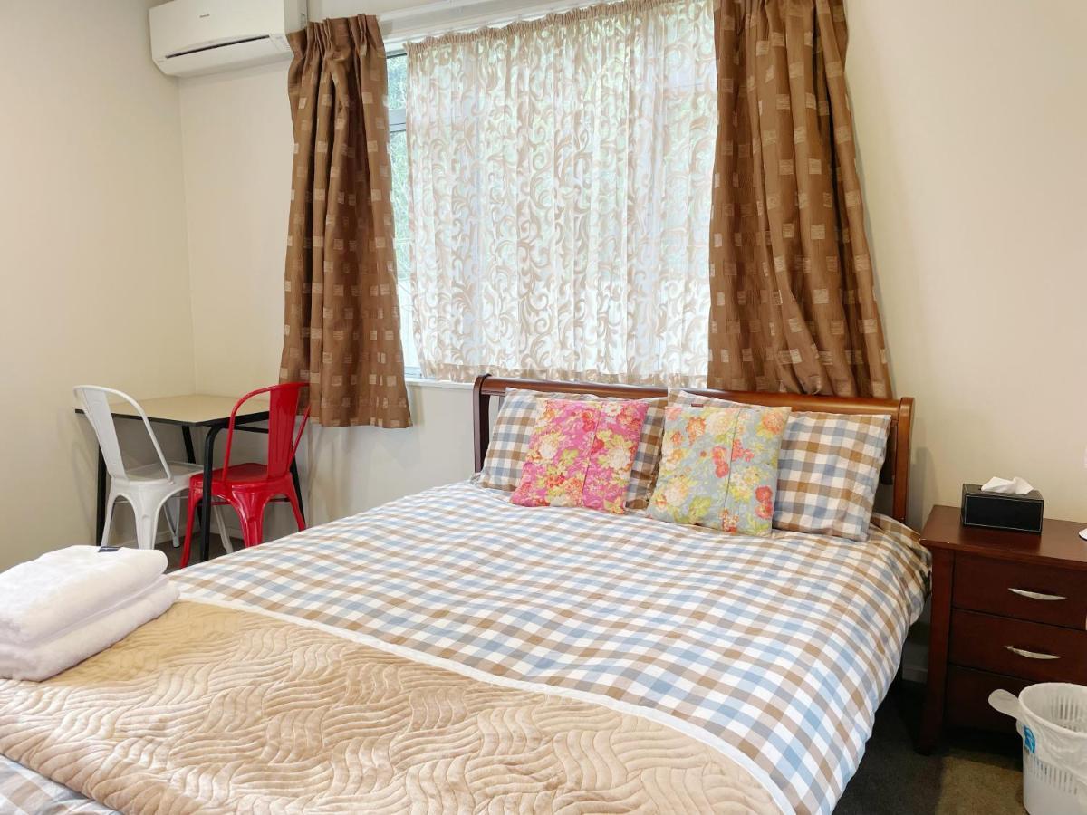 Cozy Home In Pinehill Auckland Buitenkant foto